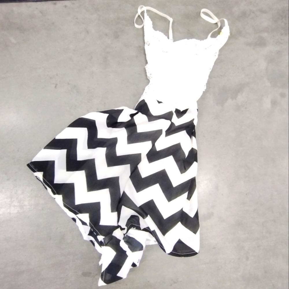 Zig zag shorts jumper with lace crochet top.